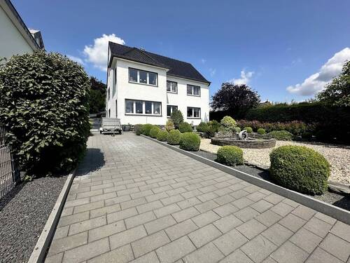 4. Zufahrt Einliegerwohnung - 