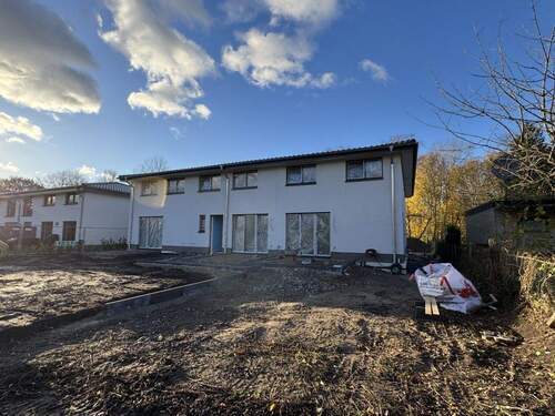 Rückwärtige Ansicht - 5 Zimmer Etagenwohnung in Hamburg