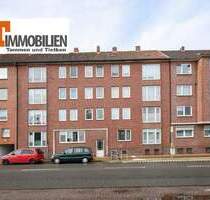 TT bietet an: Mehrfamilienhaus mit 6 Garagen in Wilhelmshaven! - Wilhelmshaven-Heppens