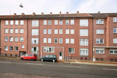 Außenansicht - Mehrfamilienhaus, Wohnhaus zum Kaufen in Wilhelmshaven-Heppens