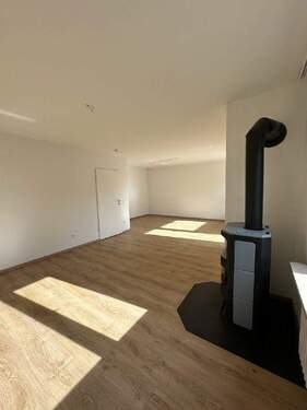 EG_Wohnzimmer_02 - 6 Zimmer Doppelhaushälfte zum Kaufen in Brunnthal