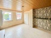 Wohnzimmer - 4 Zimmer Reihenmittelhaus zum Kaufen in Kerpen