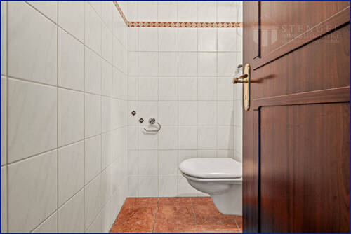 WC - 