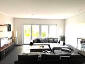 Das lichtdurchflutete Wohnzimmer - 3 Zimmer Terrassenwohnung zur Miete in Wittlich