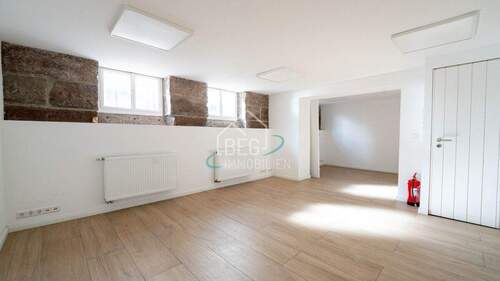 Büro 1 - 