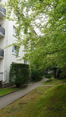 Weg zum Haus.JPG - 