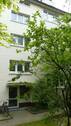 Hauseingang.JPG - Alsternah, ruhige Lage, hell sucht...