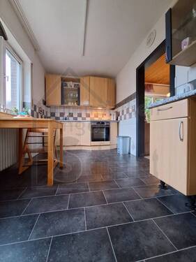 Küche - 6 Zimmer Einfamilienhaus zum Kaufen in Weener