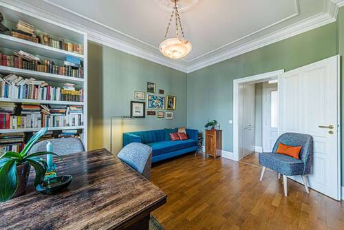 Wohnen - 2 Zimmer Etagenwohnung in Frankfurt am Main