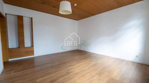 Zimmer - Stilvoll renovierte Altbauwohnung mit ca. 143 m² im Herzen von Stuttgart-West