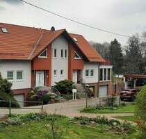Wohnen mit grünen Energieausweis, Generationswohnen möglich, 2 Wohnungen ein Haus - Waltershausen