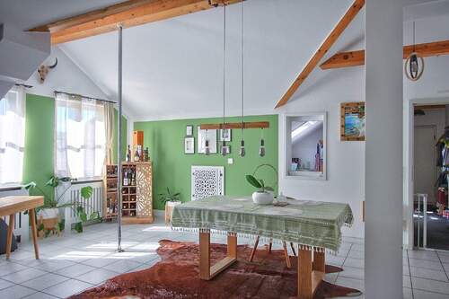 Einladende Gemütlichkeit - 4 Zimmer Etagenwohnung in Egmating