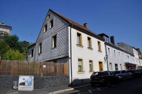 Hausansicht - Familienschatz in der Stadt - 259.000,00 EUR Kaufpreis, ca.  154,00 m² Wohnfläche