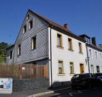 Familienschatz in der Stadt - 259.000,00 EUR Kaufpreis, ca.  154,00 m² Wohnfläche in Marktredwitz (PLZ: 95615)