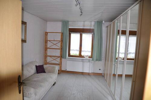 OG Schlafzimmer - Einfamilienhaus mit 154,00 m² in Marktredwitz zum Kaufen