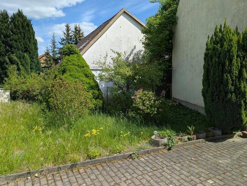 Vorgarten - 5 Zimmer Einfamilienhaus zum Kaufen in Bad Schmiedeberg
