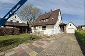 Bild 1 - Interessantes Zweifamilienhaus mit viel Platz in sehr guter Lage