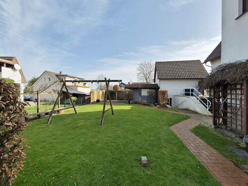 Garten - Mehrfamilienhaus, Wohnhaus mit 190,00 m&sup2; in Minden zum Kaufen