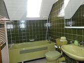 Wannenbad WC im OG - 