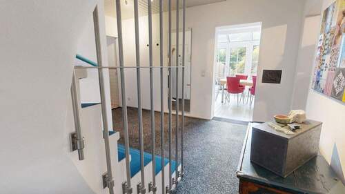 UG - Flur mit Blick zur Küche - 