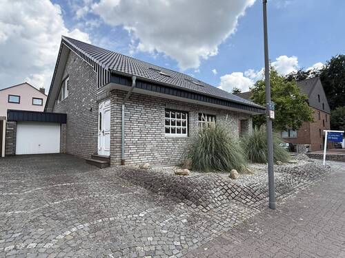 Außenansicht - 5 Zimmer Einfamilienhaus zum Kaufen in Recklinghausen