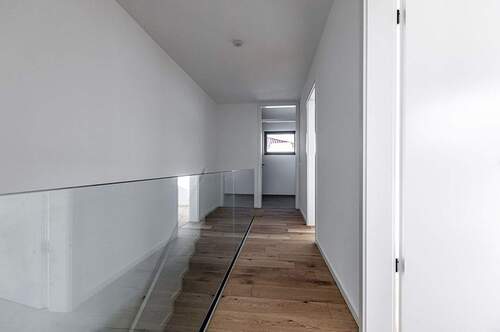 Flur OG / Musterhaus - 