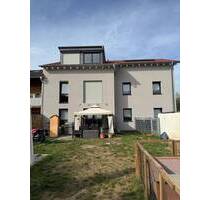 sonnige 4,5 Zimmer-Wohnung mit Garten und Stellplatz in Mz-Mombach - Mainz