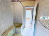 Ansicht II: Badezimmer II - 