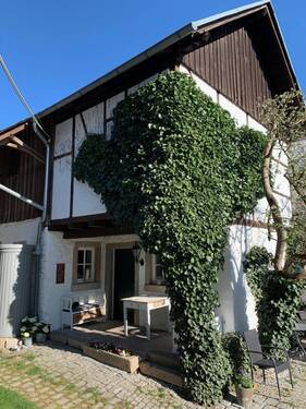 Wirtschaftsgebäude - 