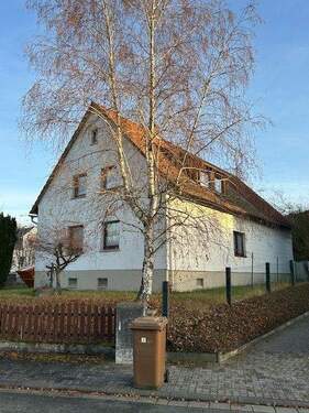 Hausansicht - 1 Zimmer Einfamilienhaus in Haiger