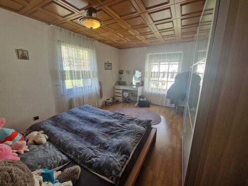 Schlafzimmer 1, EG - 