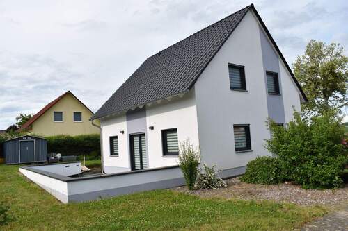 Ansicht - 4 Zimmer Mehrfamilienhaus, Wohnhaus in Colditz