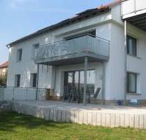 4 12 Zi.- Erdgesch.-Whg, m. großz.-Terrasse u. Stellplatz - Göttingen Grone
