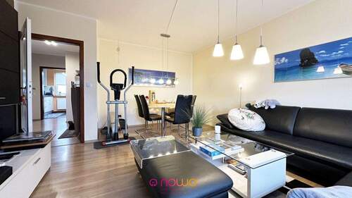 Essbereich im Wohnzimmer - 