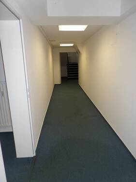 Flur im Keller - 