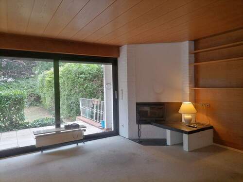 Kaminecke mit Blick zum Garten - 