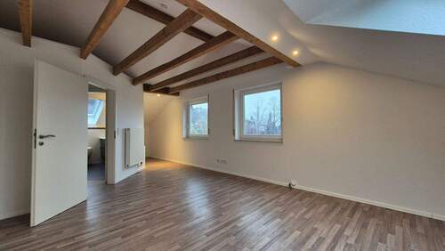 Kinderzimmer - 4 Zimmer Etagenwohnung zur Miete in Pfullingen