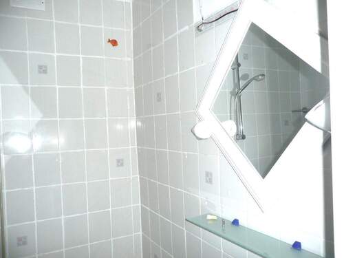 Bad + WC im Obergeschoß - 
