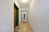 Gang zur Wohnung - 