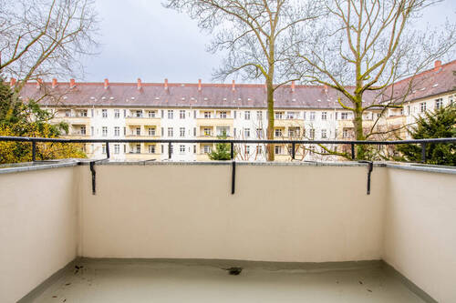 Balkon - Etagenwohnung mit 61,60 m&sup2; in Berlin zum Kaufen