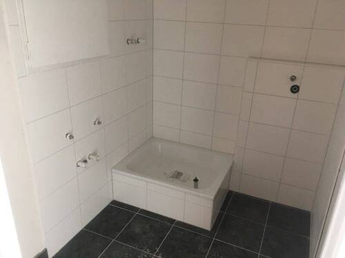 Beispielbilder - 6 Zimmer Etagenwohnung zur Miete in Brandenburg an der Havel