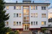 Hausansicht - 3 Zimmer Etagenwohnung zum Kaufen in Solingen