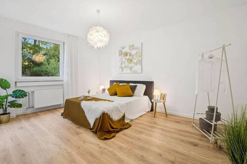 Schlafzimmer - Barrierearme + bezugsfertige 4-Zimmer Wohnung, SB - Eschberg - provisionsfrei vom Eigentümer