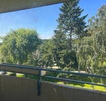 Vermietete 3 Zimmer Wohnung mit Balkon in Eschborn