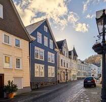 Erstbezug nach Sanierung 3-Zimmer-Wohnung in historischem Fachwerk - Bad Laasphe