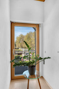 OG_Ausgang_Treppe - 