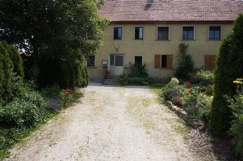 Frontansicht - Bauernhaus, Landhaus zum Kaufen in Westhausen