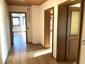 Flur - 5 Zimmer Einfamilienhaus in Malsch