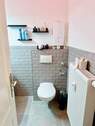 WC im Badezimmer - 