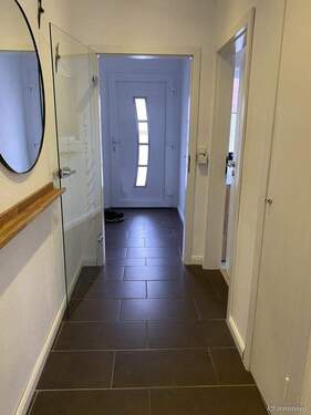 Flur EG - 6 Zimmer Einfamilienhaus in Bockhorn